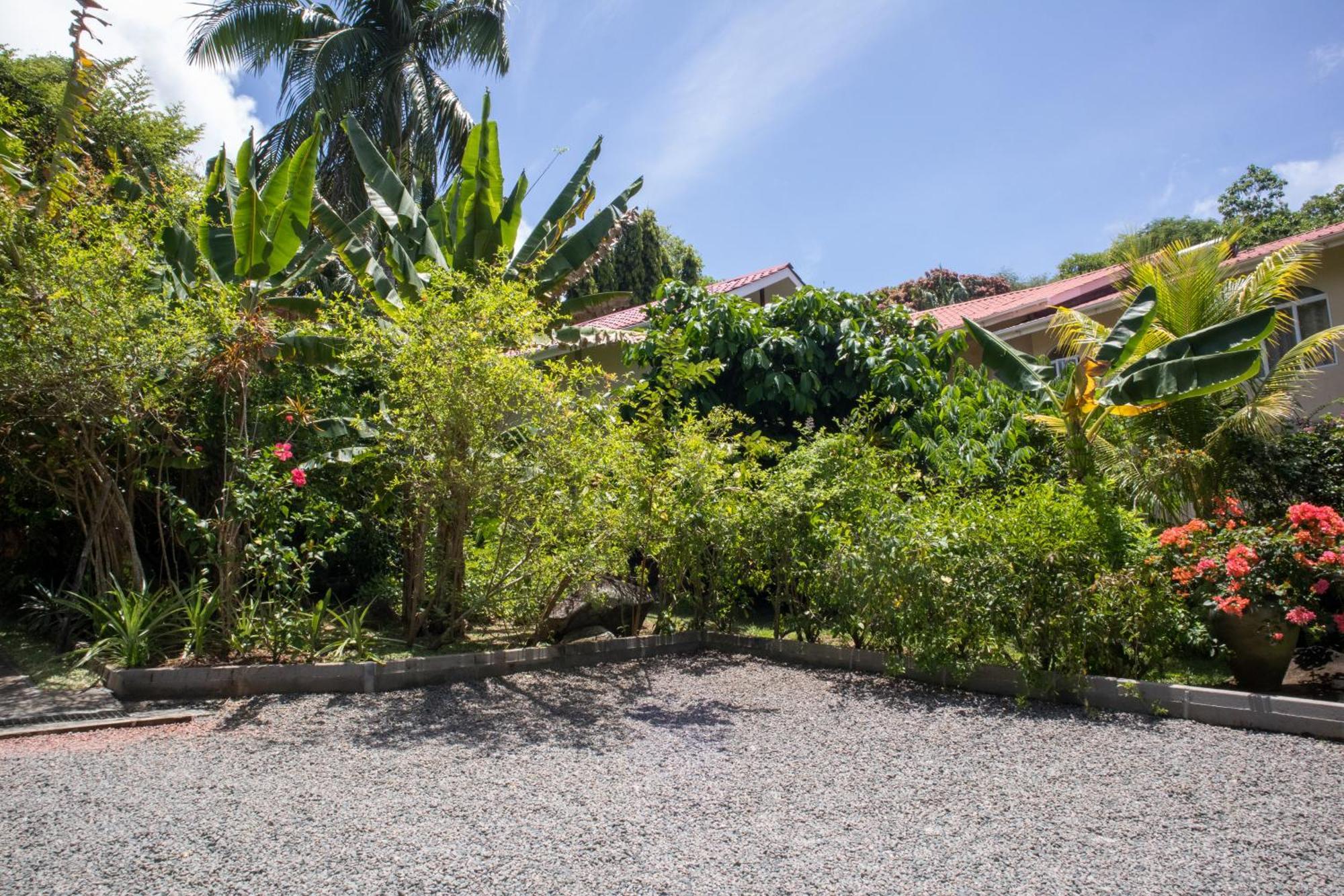 Domaine Desaubin Luxury Villas Takamaka Esterno foto